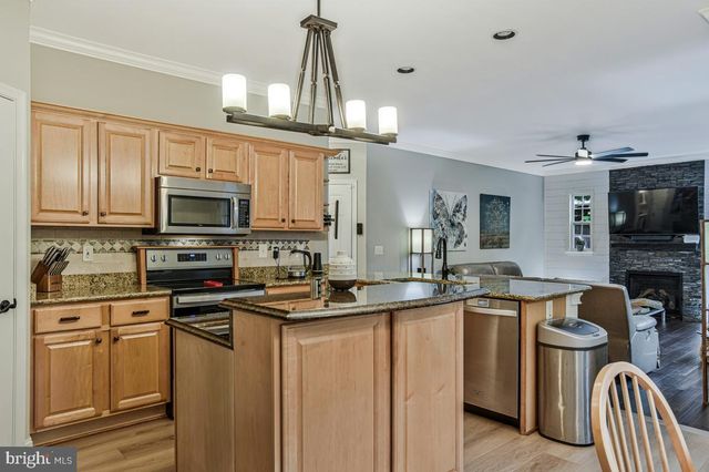 445 CROSS CREEK DR, Huntingtown, MD 20639