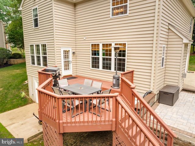 445 CROSS CREEK DR, Huntingtown, MD 20639