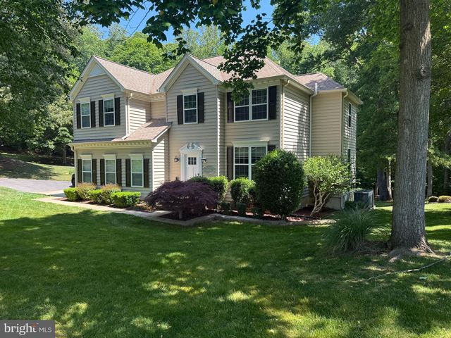445 CROSS CREEK DR, Huntingtown, MD 20639