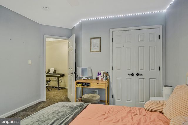 445 CROSS CREEK DR, Huntingtown, MD 20639