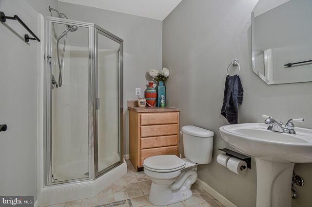 445 CROSS CREEK DR, Huntingtown, MD 20639