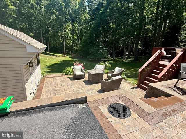 445 CROSS CREEK DR, Huntingtown, MD 20639