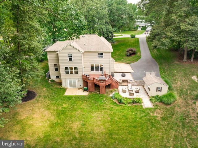 445 CROSS CREEK DR, Huntingtown, MD 20639
