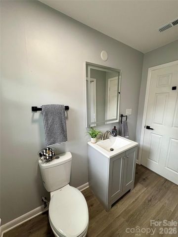 435 E Club Drive, Gastonia, NC 28054