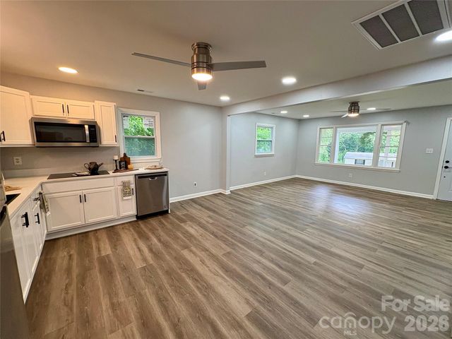 435 E Club Drive, Gastonia, NC 28054