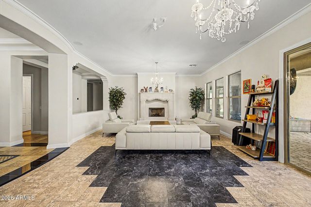 2316 W VILLA CASSANDRA Drive, Phoenix, AZ 85086