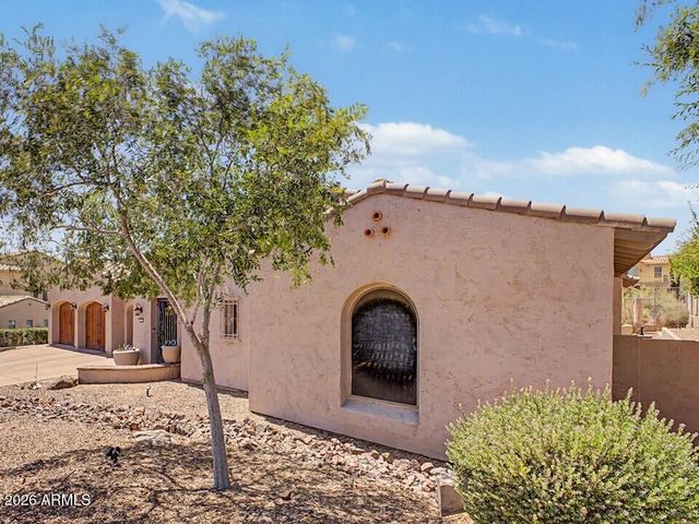 2316 W VILLA CASSANDRA Drive, Phoenix, AZ 85086