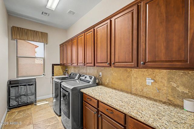2316 W VILLA CASSANDRA Drive, Phoenix, AZ 85086