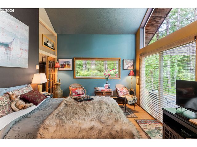 12251 Sw EAST CREEK Rd, Willamina, OR 97396