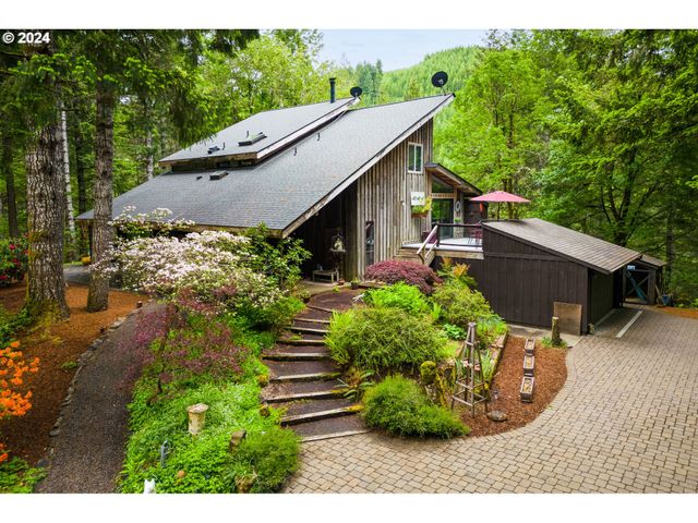 12251 Sw EAST CREEK Rd, Willamina, OR 97396