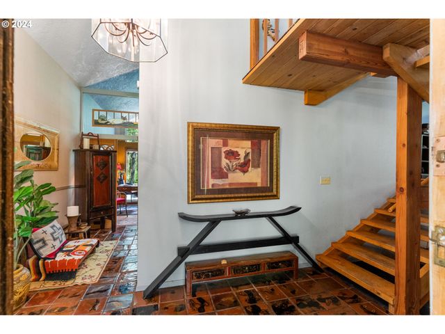 12251 Sw EAST CREEK Rd, Willamina, OR 97396