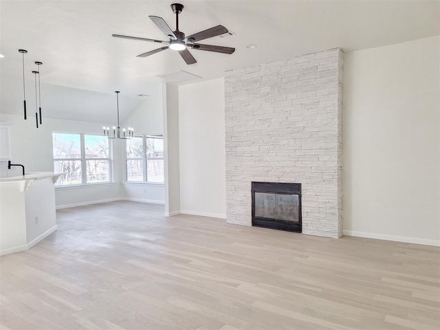 2025 Wimberley Creek Drive, Moore, OK 73160