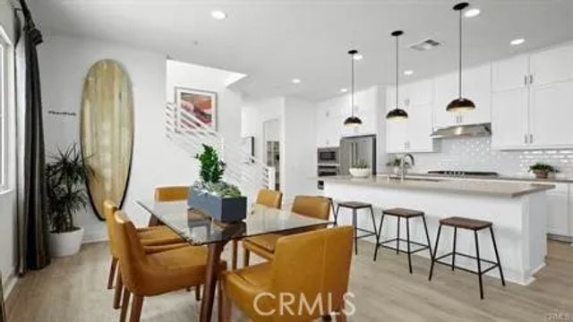 291 Novel, Irvine, CA 92618