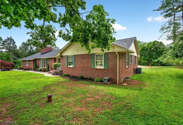 155 Orchard Rd, Montgomery Twp., NJ 08558