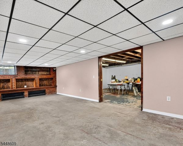 155 Orchard Rd, Montgomery Twp., NJ 08558