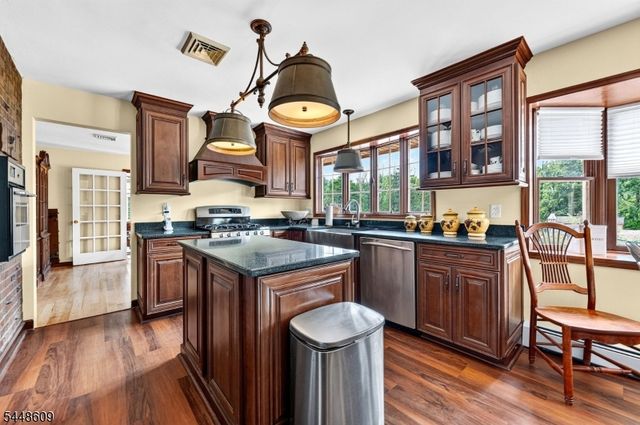155 Orchard Rd, Montgomery Twp., NJ 08558