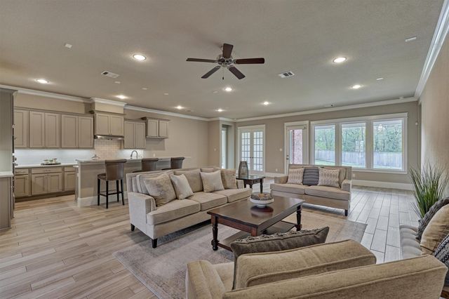 2101 Pale Star Court, Conroe, TX 77384