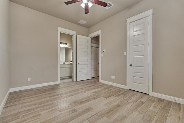 2101 Pale Star Court, Conroe, TX 77384