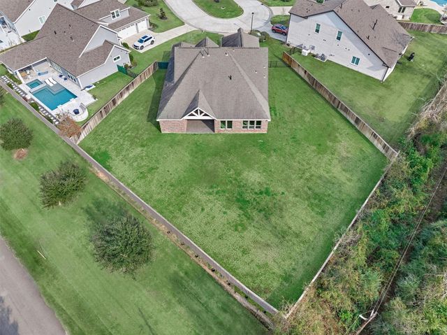 2101 Pale Star Court, Conroe, TX 77384