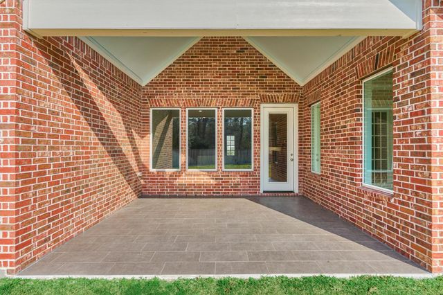 2101 Pale Star Court, Conroe, TX 77384