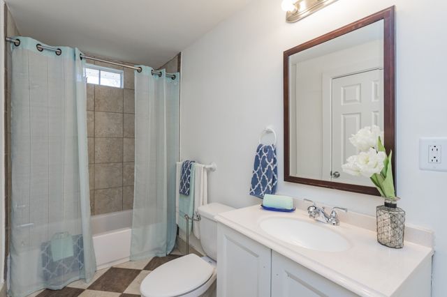 1210A N 7th St, Nashville, TN 37207