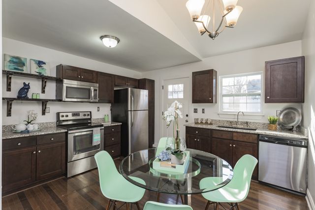 1210A N 7th St, Nashville, TN 37207