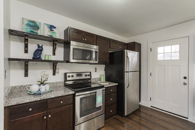 1210A N 7th St, Nashville, TN 37207