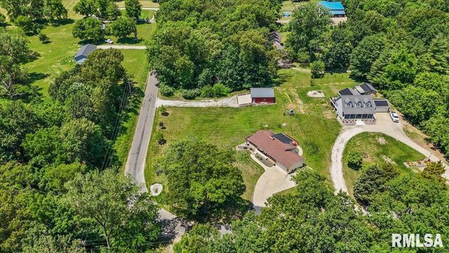 485 Pakey Road, Springfield, IL 62712