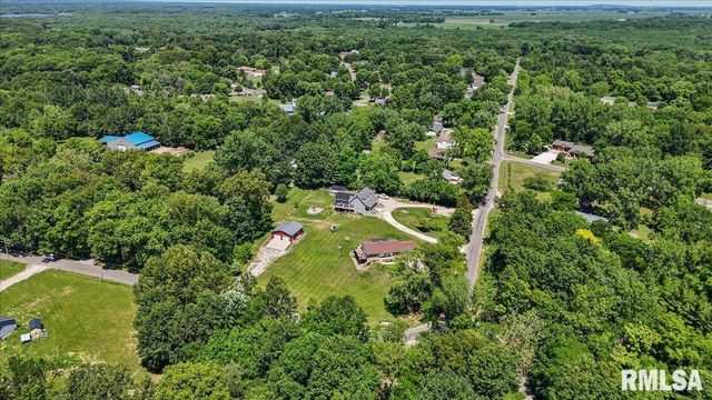 485 Pakey Road, Springfield, IL 62712