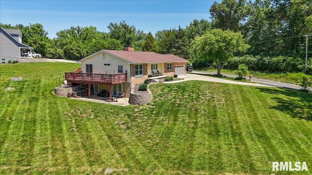 485 Pakey Road, Springfield, IL 62712