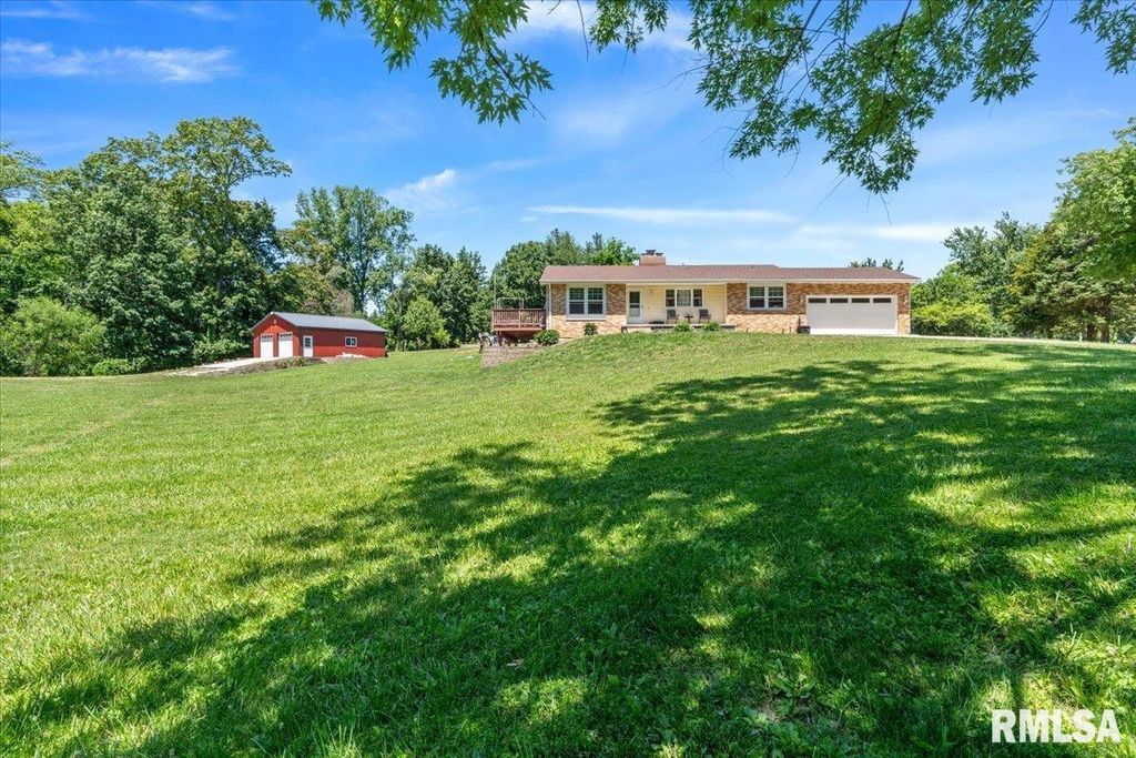 485 Pakey Road, Springfield, IL 62712
