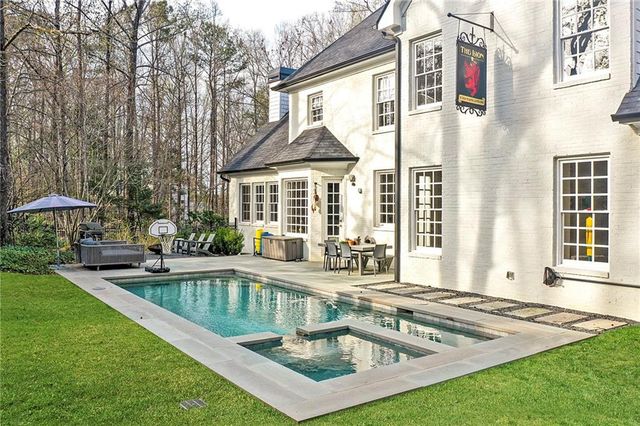 3870 Powers Ferry Road NW, Atlanta, GA 30342