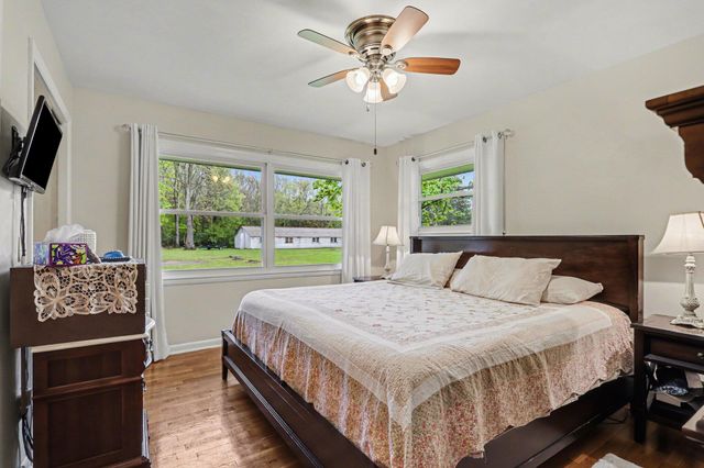 8690 E Main Street, Comstock Twp, MI 49053