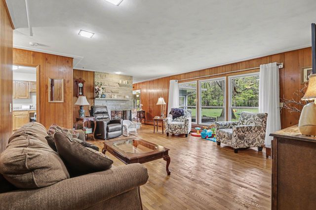 8690 E Main Street, Comstock Twp, MI 49053