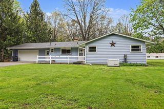 8690 E Main Street, Comstock Twp, MI 49053
