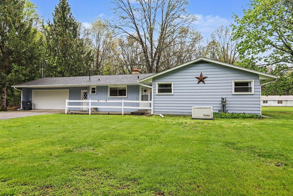 8690 E Main Street, Comstock Twp, MI 49053