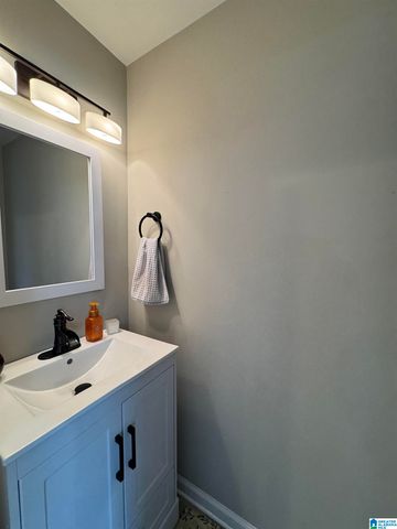 308 CLIFF ROAD, Gardendale, AL 35071