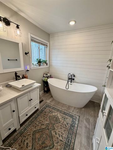 308 CLIFF ROAD, Gardendale, AL 35071