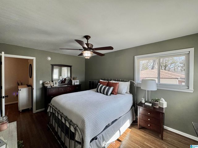 308 CLIFF ROAD, Gardendale, AL 35071