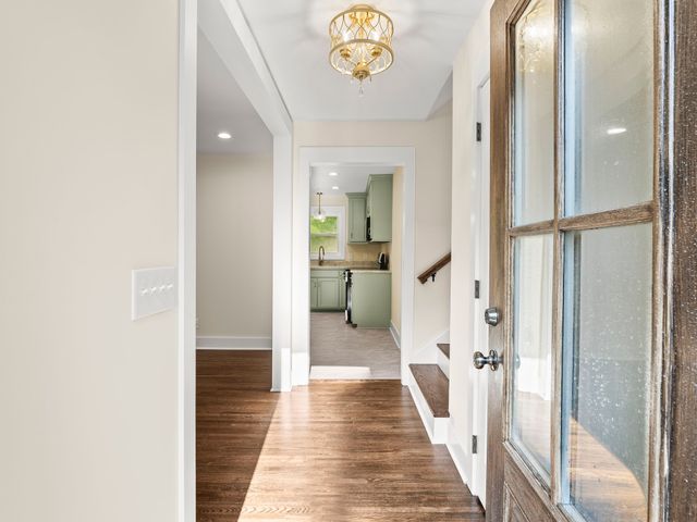 939 McKellar Dr, Tullahoma, TN 37388