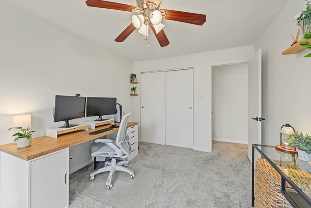 1774 Gloucester Court C, Wheaton, IL 60189
