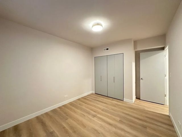 2439 W Walton Street GR, Chicago, IL 60622