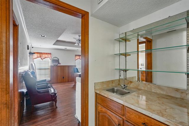 3304 Blue Bell Place, Richardson, TX 75082