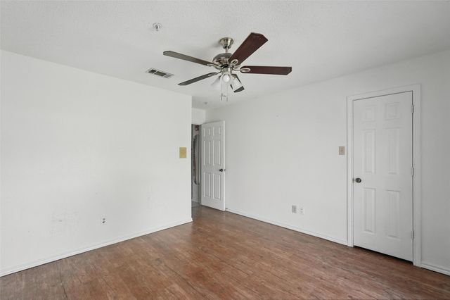 3304 Blue Bell Place, Richardson, TX 75082