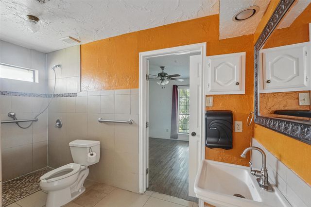 3304 Blue Bell Place, Richardson, TX 75082