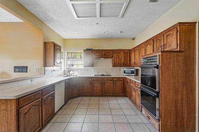 3304 Blue Bell Place, Richardson, TX 75082
