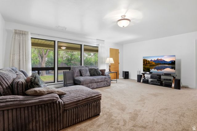 2252 E 6450 S, Cottonwood Heights, UT 84121