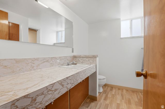 2252 E 6450 S, Cottonwood Heights, UT 84121