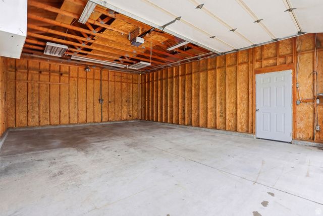 2252 E 6450 S, Cottonwood Heights, UT 84121