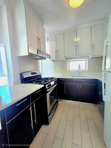 42-05 Parsons Boulevard 2A+P5, Flushing, NY 11355